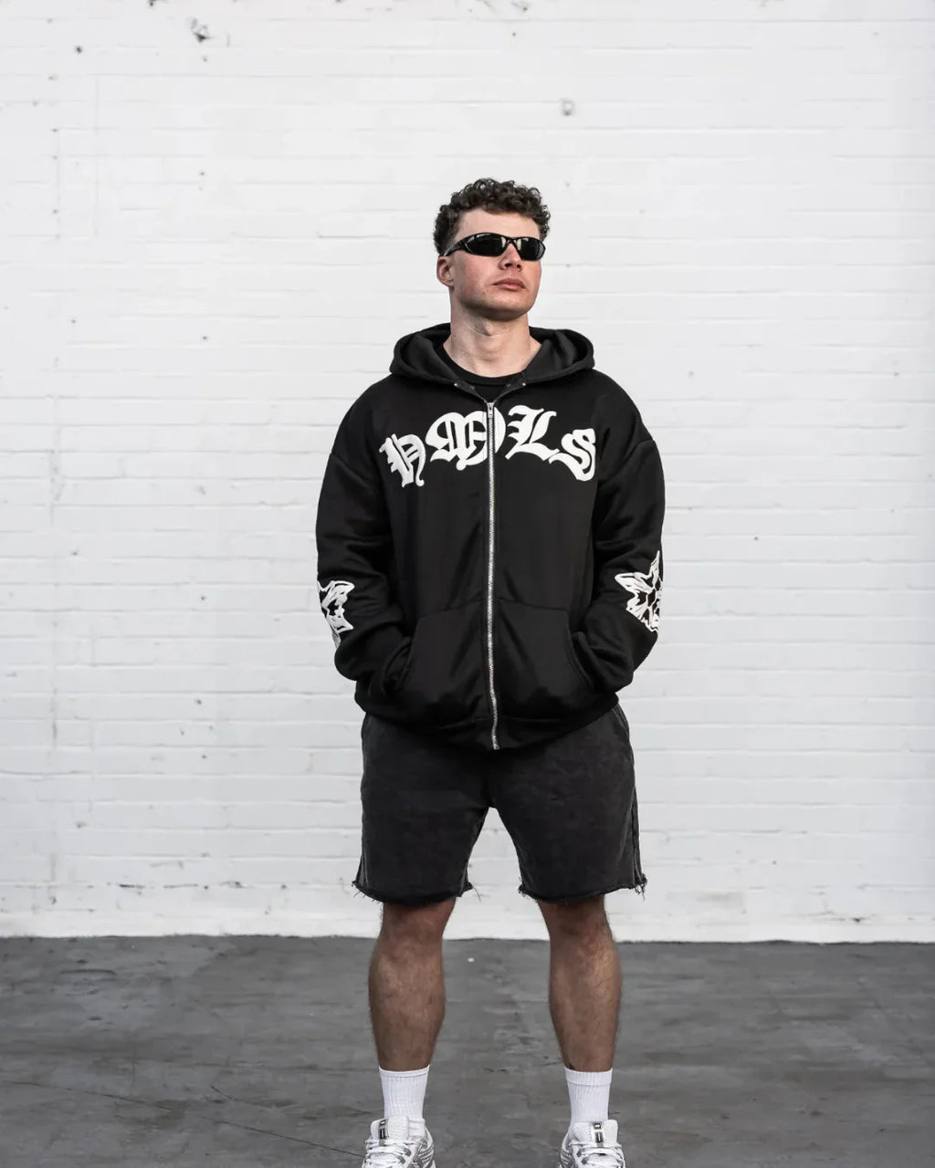 THE HELS ZIP UP
