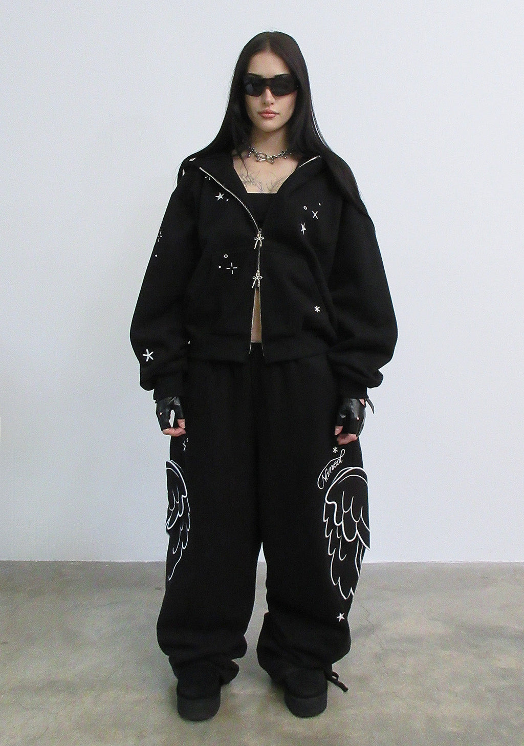 STITCH WINGS ZIP HOODIE BLACK (DETACHABLE WINGS)