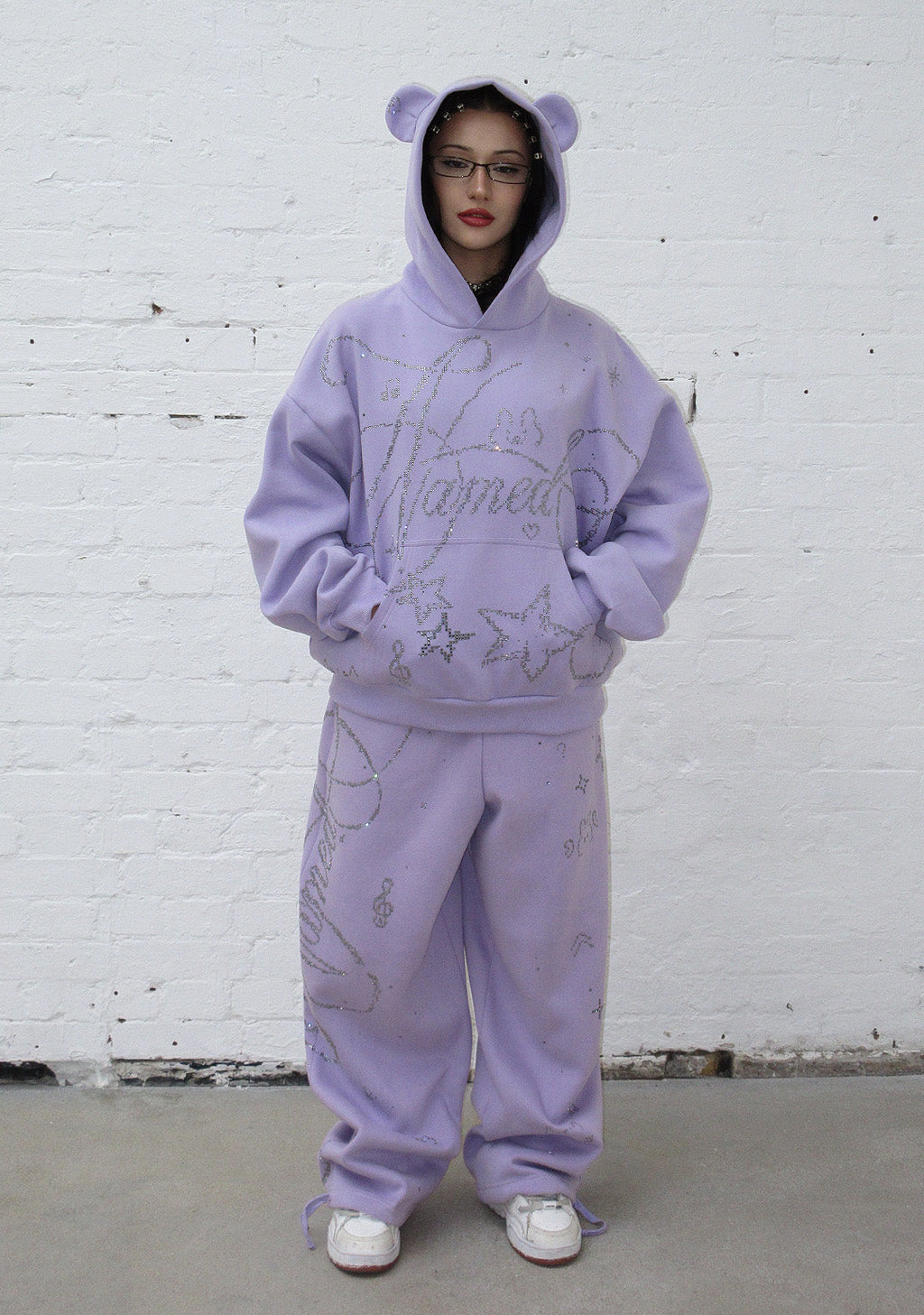 DREAMER RHINESTONE TEDDY OVERSIZED SWEATPANTS LILAC