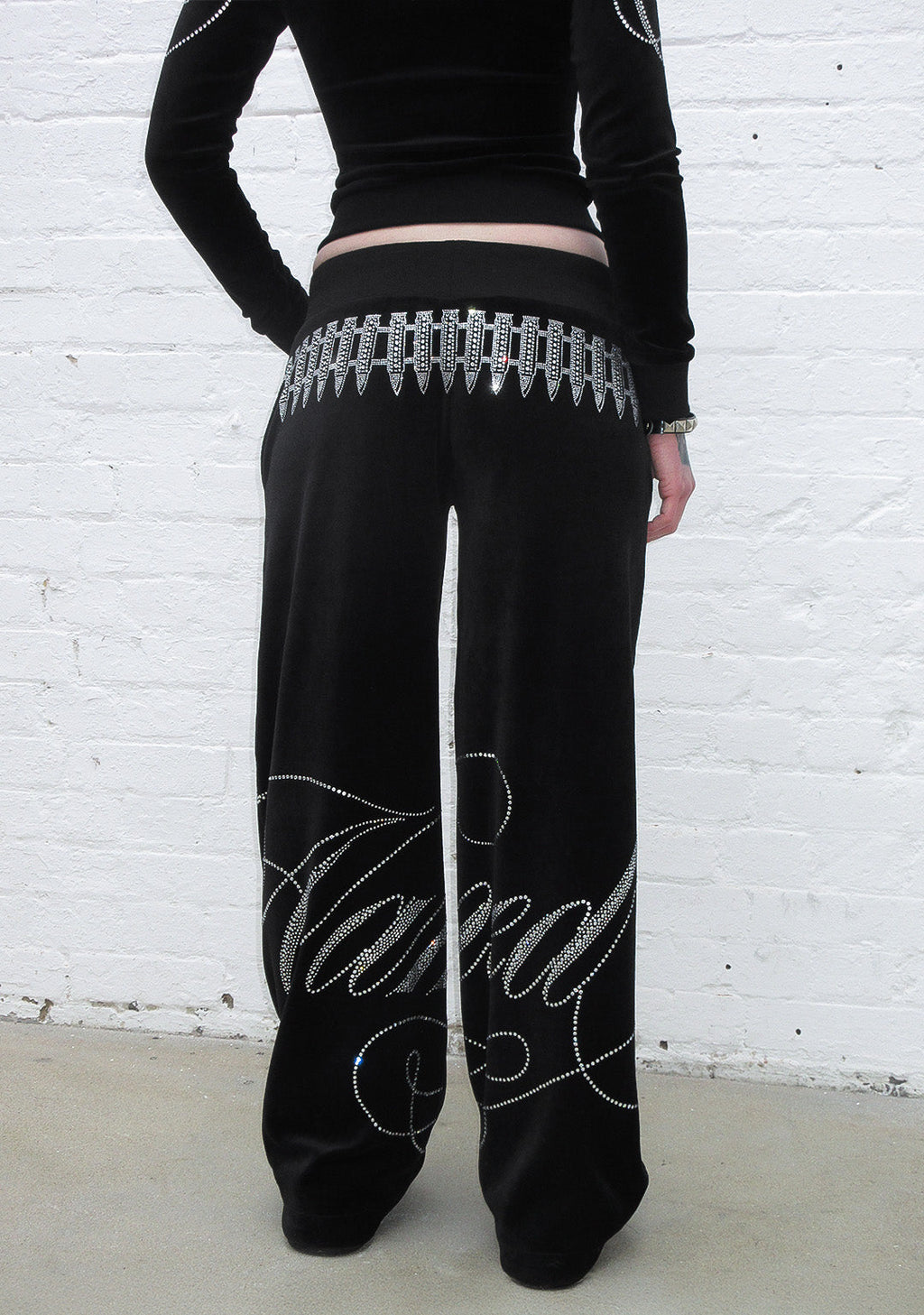 ENEMY RHINESTONE VELOUR SWEATPANTS BLACK