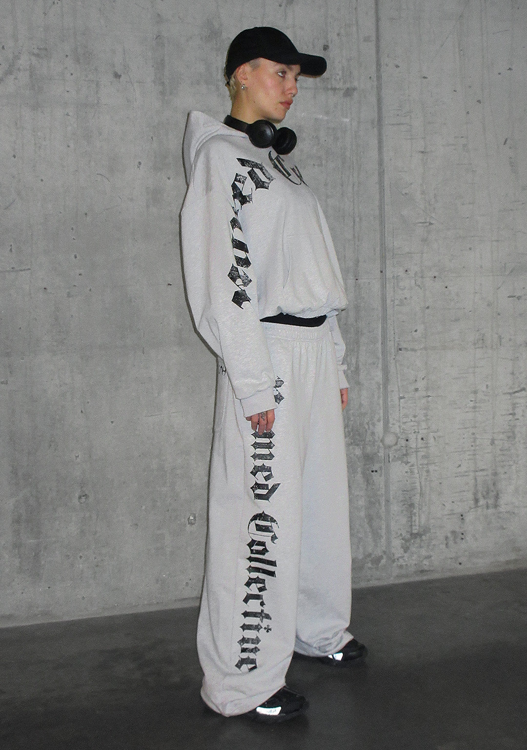 Nth ACTIVE OLD ENGLISH OVERSIZED SWEATPANTS GREY MARL
