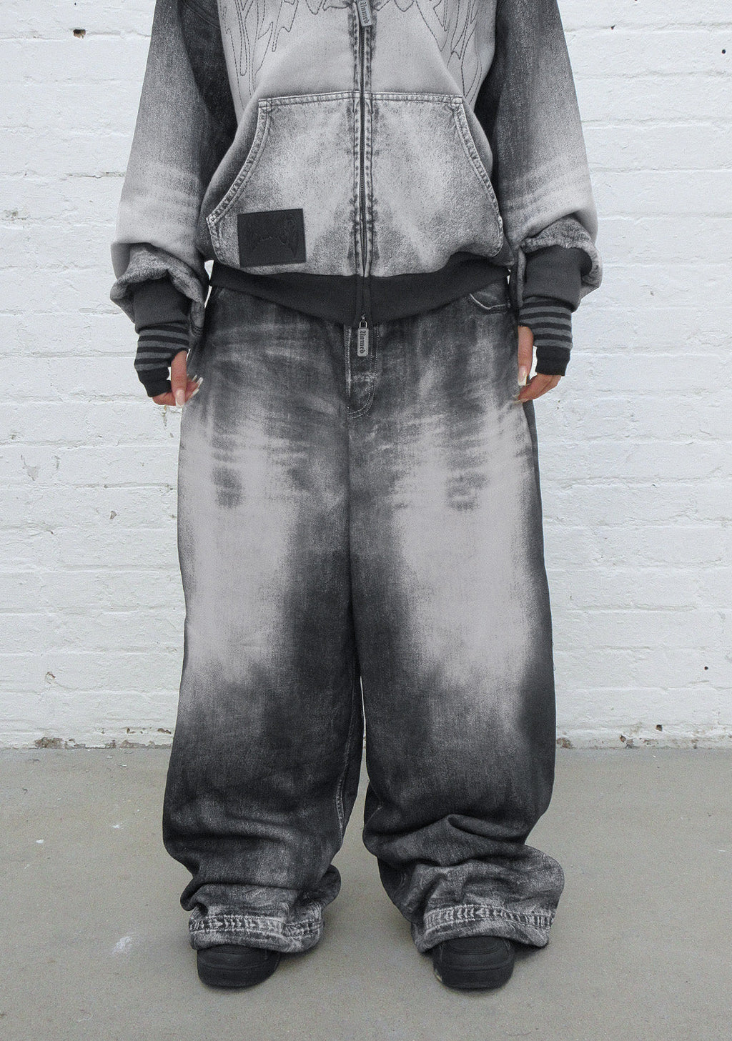 OFF GRID DENIM EFFECT OVERSIZED SWEATPANTS WASHED BLACK