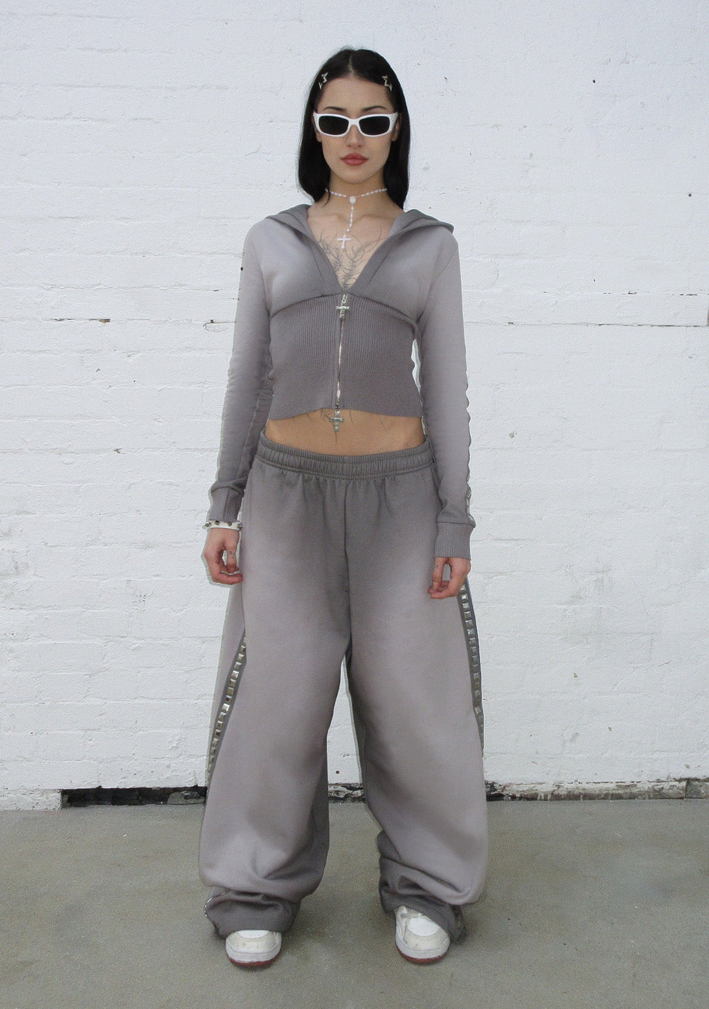 RUMOUR STUDDED FITTED ZIP HOODIE GRADIENT GREY