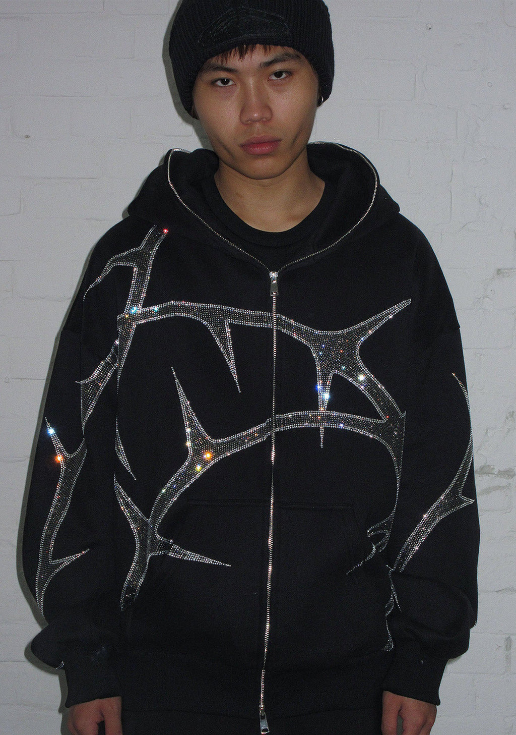 THORN RHINESTONE ZIP HOODIE BLACK